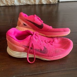 Nike Pink Lunarlon Tennis Shoes